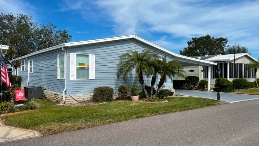 Winter Haven, FL Mobile Home for Sale located at 1323 Las Brisas Lane Four Lakes Golf & Country Club